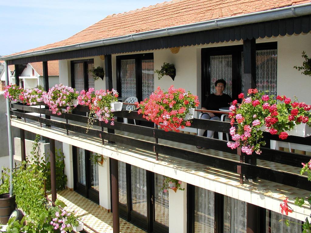 Rooms Vila Mautner Vodice Bagian luar foto